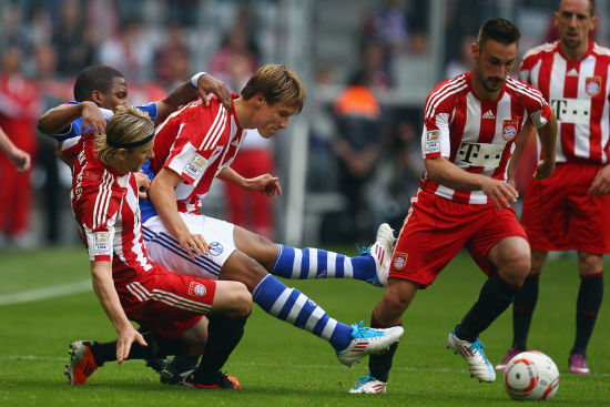 世体：弗里克给全队放假一天，为周末的联赛恢复体力（世体：弗里克为备战周末联赛，给全队放假一天）