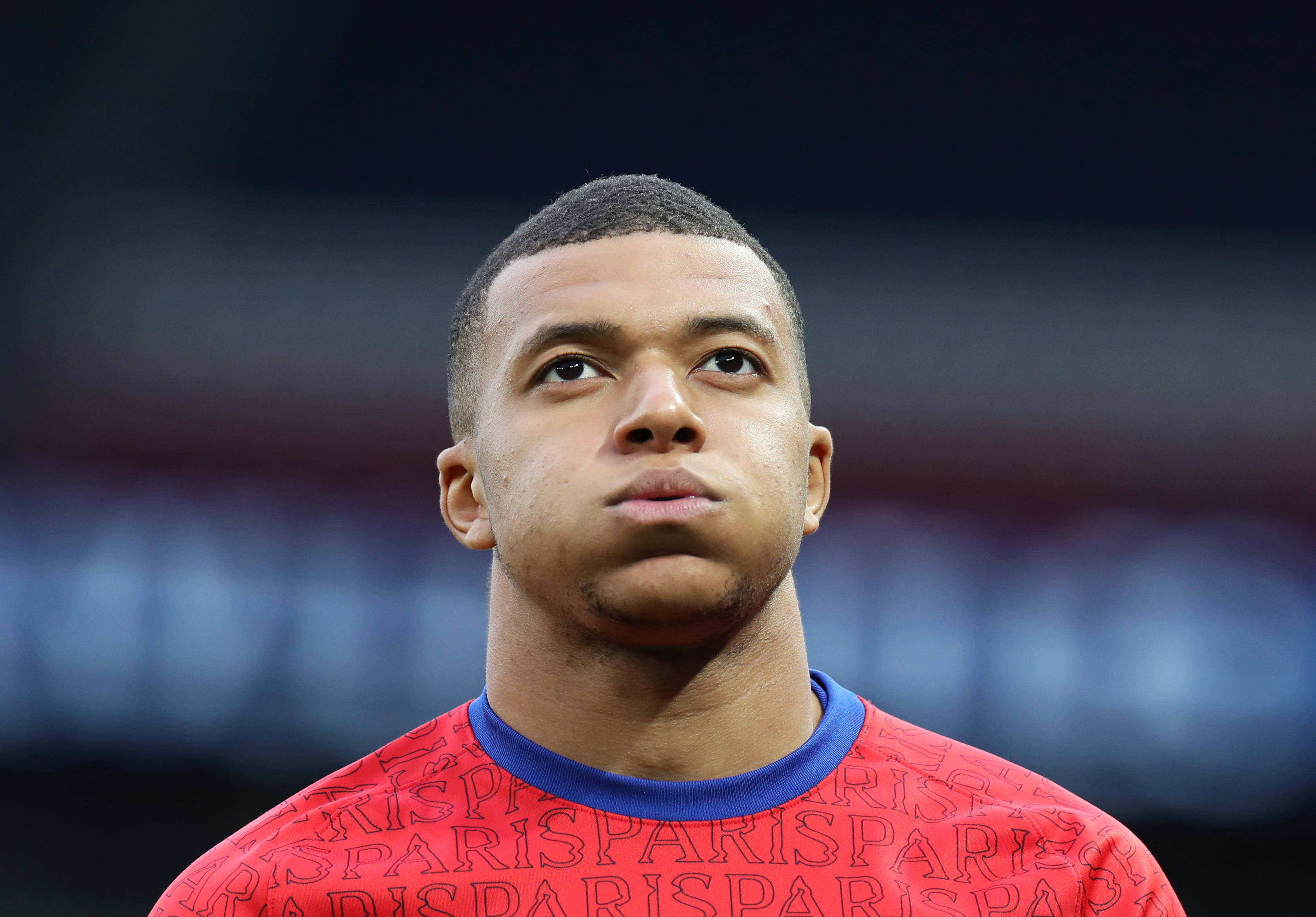 德转列英格兰球员身价TOP10：贝林厄姆1.6亿欧第1，埃泽上榜（德转发布英格兰球员身价前十：贝林厄姆以1.6亿欧居首，埃泽入围）