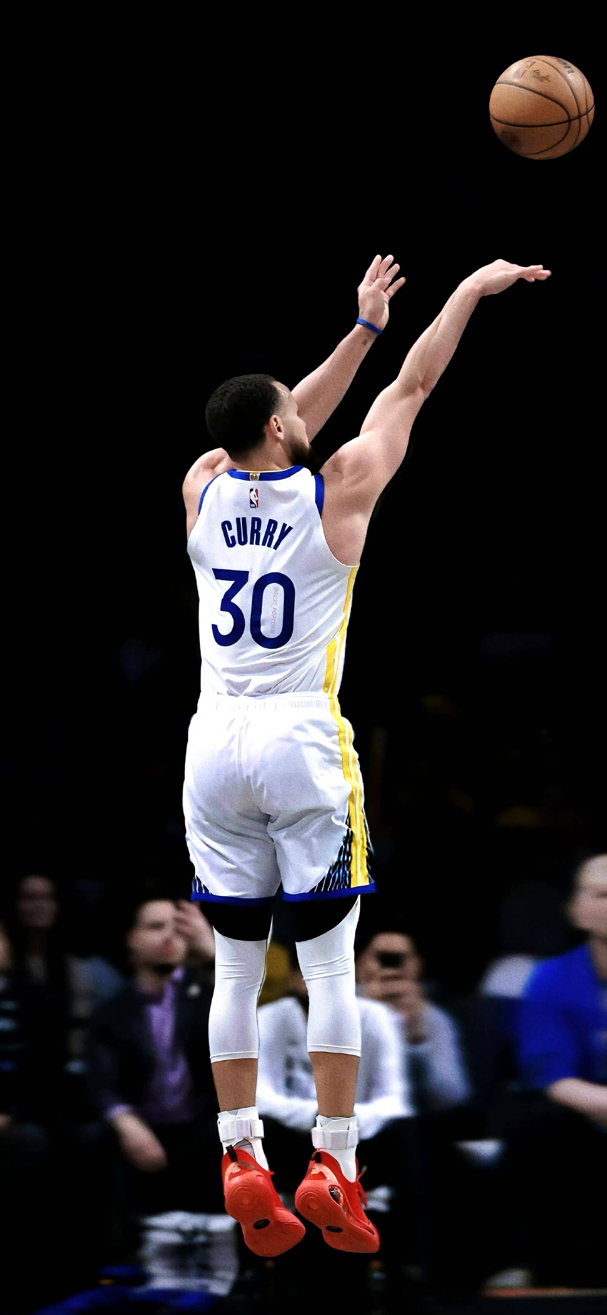 剑指乔丹纪录！库里有望成为史上最年长场均得分28+的后卫（库里冲击乔丹纪录：有望成为史上最年长场均28+后卫）