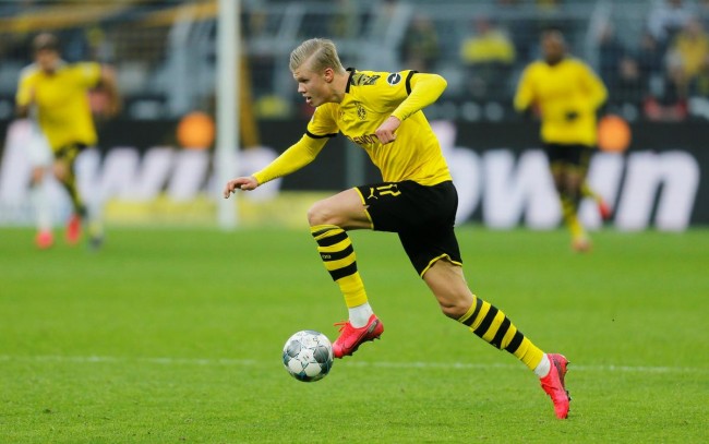 每体：20年前瓜迪奥拉就曾经说过，梅西会帮助阿根廷重夺世界杯（每体：瓜迪奥拉早在20年前就预言梅西会带阿根廷重夺世界杯）