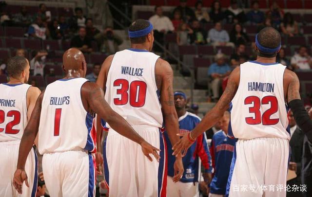 足球国足球员海外首发，发挥稳定（国脚海外联赛首发，表现稳健）