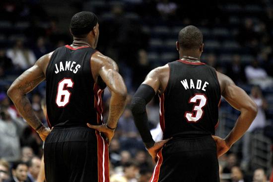 科尔德罗·维加将执法巴塞罗那对阵奥萨苏纳：裁判风格能否左右比赛走向？（科尔德罗·维加吹罚巴萨对奥萨苏纳：判罚尺度会影响胜负吗？）