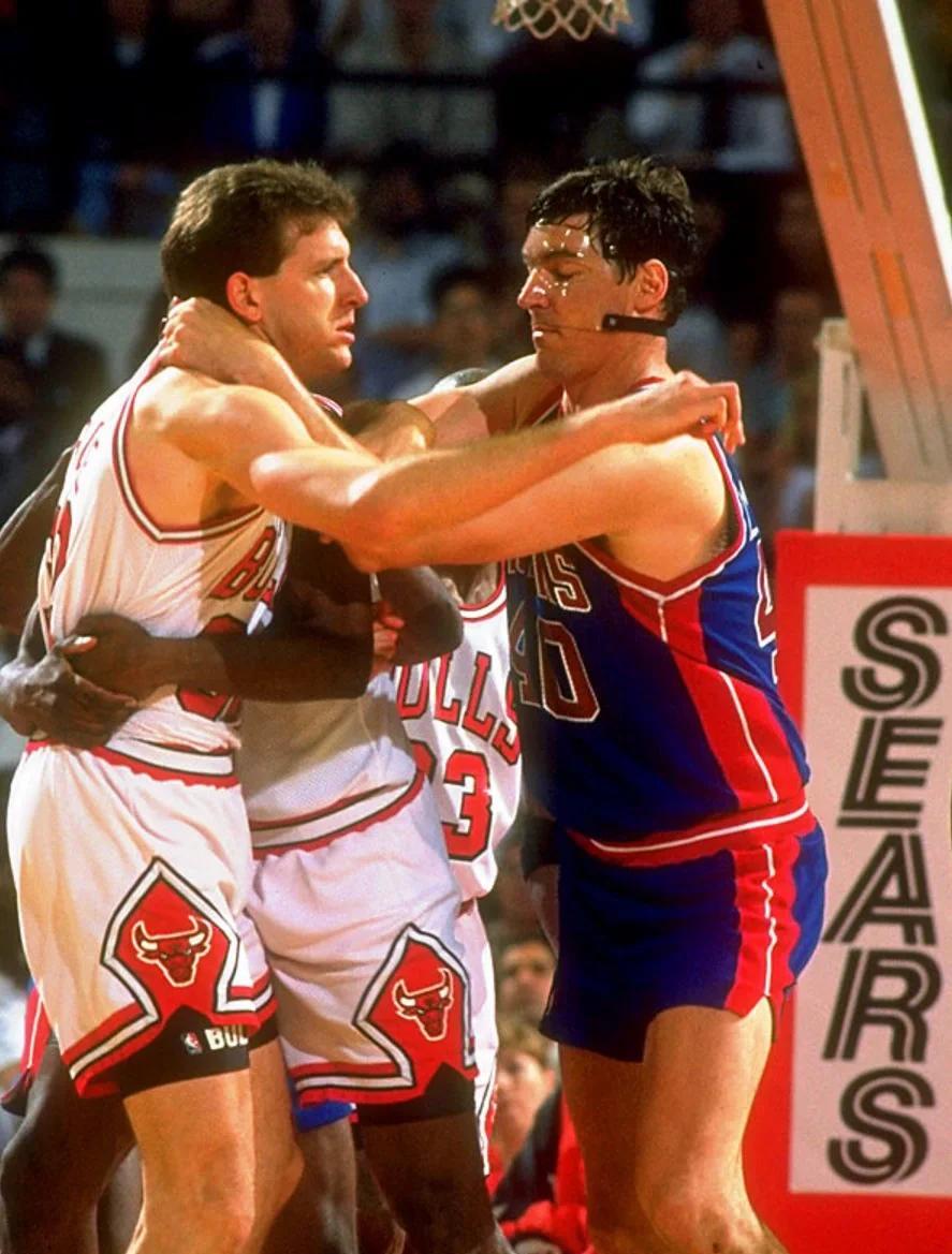 阿隆·维金斯：戴格诺特爱搞战术试验 必须时刻保持状态随时待命（阿隆·维金斯：戴格诺特常做战术试验，我得随时保持竞技状态待命）