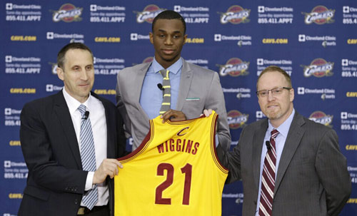 西强东弱？布伦森：东部比人们想象的要强，每场比赛都是硬仗（布伦森驳“西强东弱”论：东部比想象更强，场场都是硬仗）