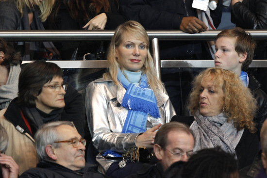 半场战报：弗赖堡1-0圣保利，铃木唯人建功（上半场结束：弗赖堡1-0领先圣保利，铃木唯人破门）