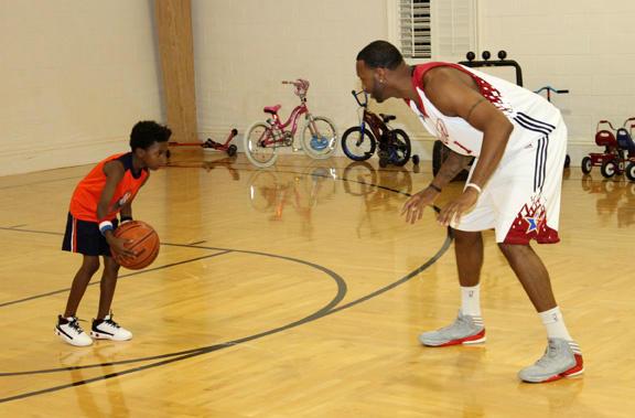 朱利亚诺：不认为自己跻身西甲优秀球员行列，我仍在努力成长（朱利亚诺：我还不是西甲顶尖球员，仍在不断提升）