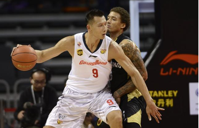 NBA杯半场：希罗&鲍威尔合砍24分，热火暂以57-56魔术（季中锦标赛半场：希罗携鲍威尔合得24分，热火57-56暂领先魔术）