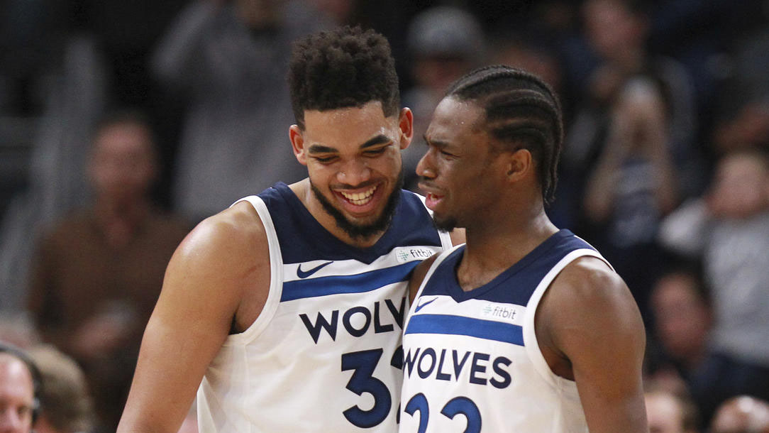 尤文官方：弗拉霍维奇左长收肌肌肉肌腱交界处严重损伤（尤文官宣：弗拉霍维奇左侧长收肌肌腱结合部重度受损）